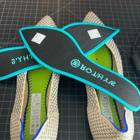 Rothy's The Point Fancy Size 9 (no packaging included) - Picture 4 of 6